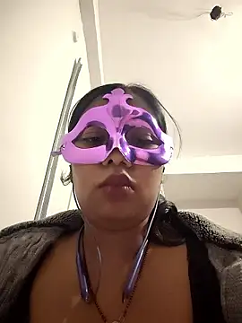 Snapshot of aarti03fb chatting on January 11, 2026, 9:33 pm aarti03fb online show from January 11, 2026, 9:33 pm