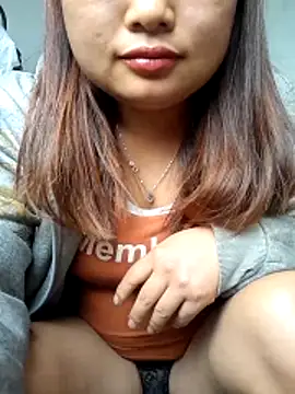 mai-mai-97 online show from March 12, 2026, 8:51 am