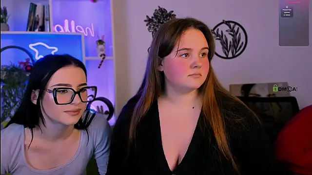 candy flossie1 online show from January 11, 2026, 7:21 pm