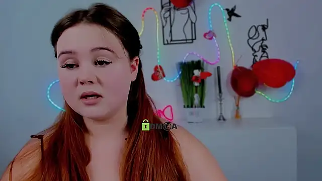 candy flossie1 online show from February 12, 2026, 11:21 am