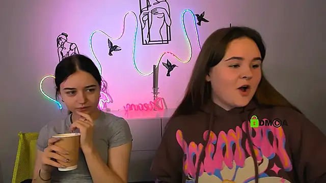 candy flossie1 online show from December 18, 2025, 6:07 am