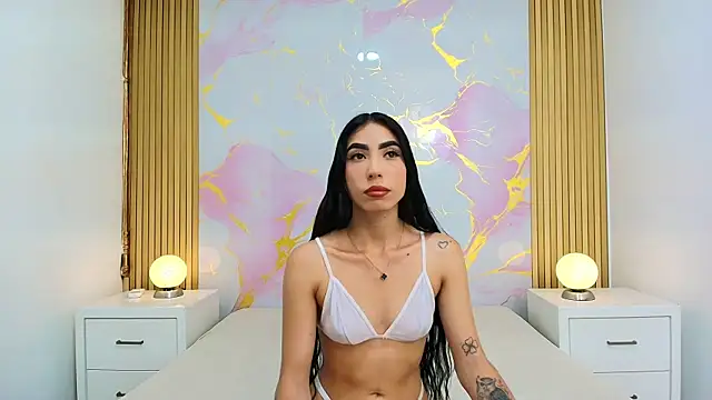 Snapshot of HallieStone chatting on December 17, 2025, 7:52 pm HallieStone online show from December 17, 2025, 7:52 pm