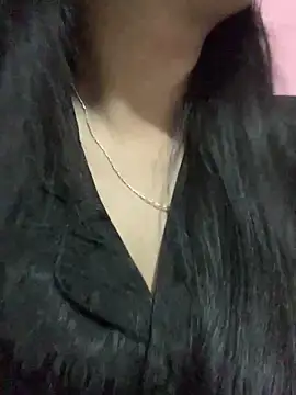 lana-kan online show from May 7, 2026, 4:50 am