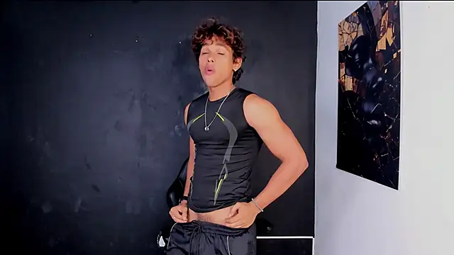 Snapshot of LiamVibes212 chatting on February 19, 2026, 1:08 pm LiamVibes212 online show from February 19, 2026, 1:08 pm