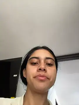 Miia moonn online show from January 9, 2026, 12:23 pm