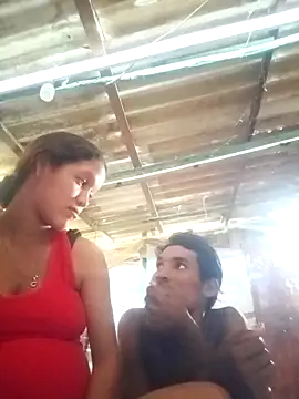 Snapshot of rachelbunny_and_kevin chatting on November 29, 2025, 5:24 pm rachelbunny and kevin online show from November 29, 2025, 5:24 pm