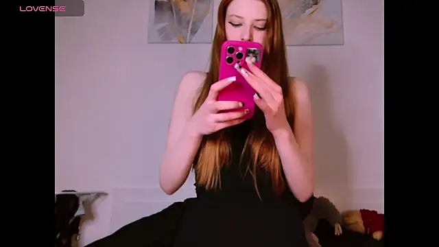  Milana Sparkl75  online show from April 16, 2026, 8:42 pm