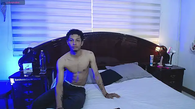 Snapshot of jacko_Charlotte chatting on December 1, 2025, 7:37 pm jacko Charlotte online show from December 1, 2025, 7:37 pm