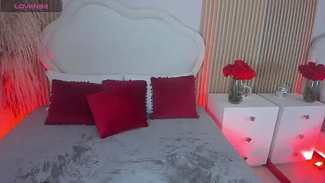 Vera Gold  online show from December 23, 2025, 3:39 am