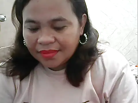 cutechubby online show from May 20, 2026, 11:46 pm