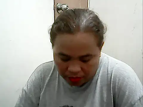 cutechubby online show from May 26, 2026, 10:57 am