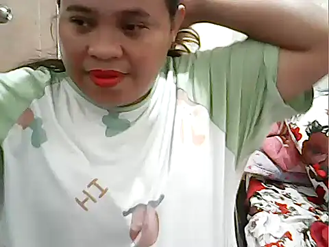 cutechubby online show from May 11, 2026, 8:38 am