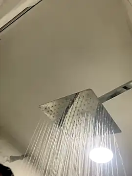 vicbig33 online show from November 29, 2025, 1:50 am