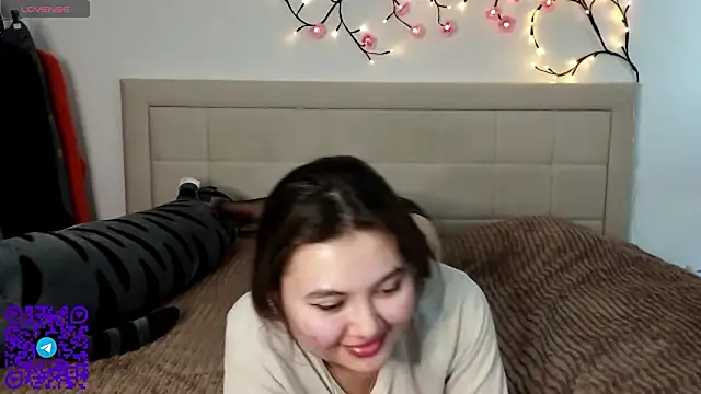 ArianeRandy online show from March 21, 2026, 3:05 pm