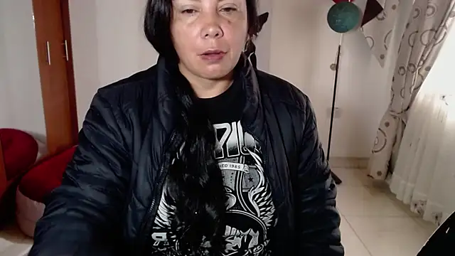 Snapshot of vivian-milf chatting on January 15, 2026, 12:52 pm vivian-milf online show from January 15, 2026, 12:52 pm