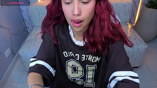 Saphire Tx online show from December 22, 2025, 1:33 pm