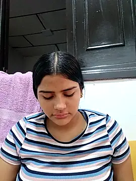 Snapshot of virgin_cunt chatting on December 22, 2025, 12:05 pm virgin cunt online show from December 22, 2025, 12:05 pm