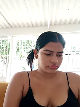 Snapshot of virgin_cunt chatting on January 14, 2026, 12:20 pm virgin cunt online show from January 14, 2026, 12:20 pm