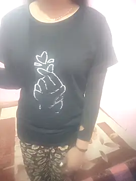 Snapshot of Juliekhan_98 chatting on December 23, 2025, 8:57 am Juliekhan 98 online show from December 23, 2025, 8:57 am