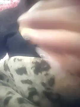 Snapshot of Juliekhan_98 chatting on January 11, 2026, 9:05 am Juliekhan 98 online show from January 11, 2026, 9:05 am