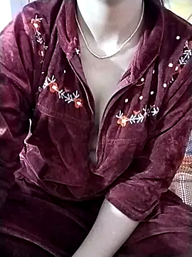 Snapshot of RASHMI_SHARMA9 chatting on January 10, 2026, 12:00 pm RASHMI SHARMA9 online show from January 10, 2026, 12:00 pm