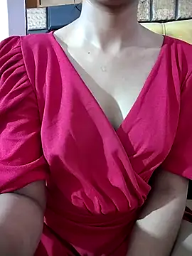 RASHMI SHARMA9 online show from April 2, 2026, 5:41 pm