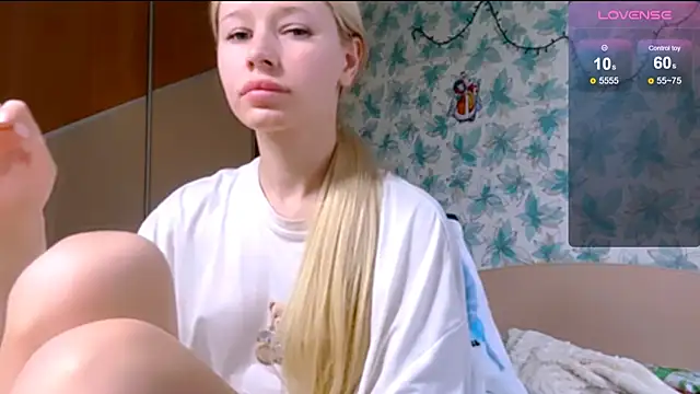 Barbie Blondie online show from April 3, 2026, 1:39 pm