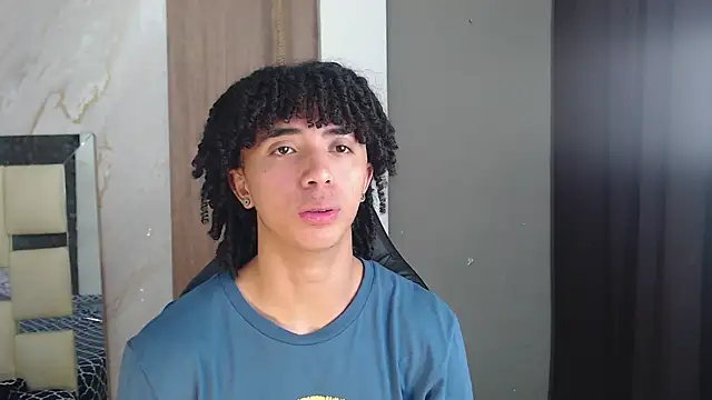kim curlyy online show from July 2, 2026, 12:22 pm