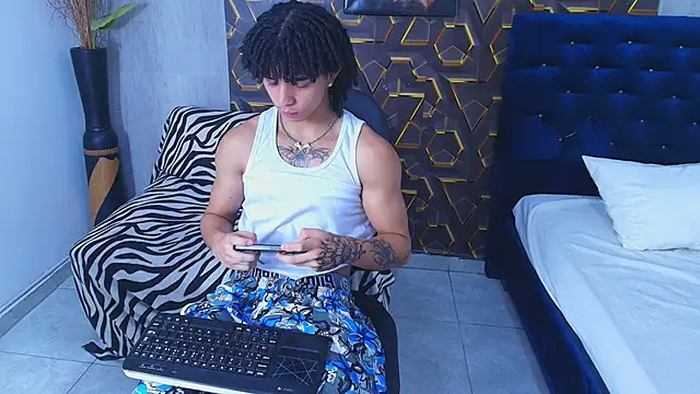 kim curlyy online show from June 4, 2026, 5:17 pm
