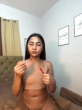 Snapshot of Diannellove chatting on December 14, 2025, 9:37 am Diannellove online show from December 14, 2025, 9:37 am