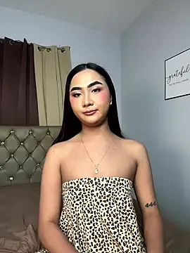 Snapshot of Diannellove chatting on January 6, 2026, 7:23 am Diannellove online show from January 6, 2026, 7:23 am