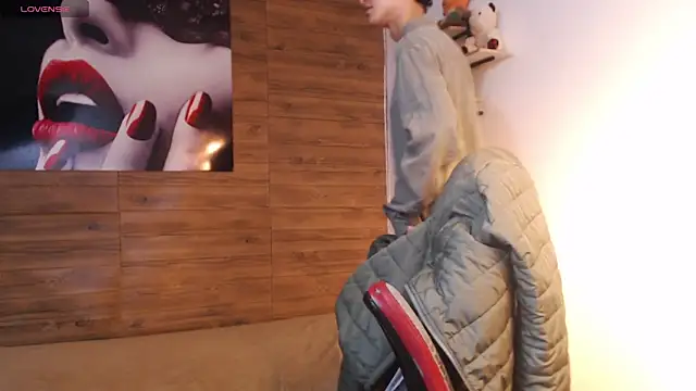 Snapshot of Michaelkoiv chatting on January 16, 2026, 12:31 pm Michaelkoiv online show from January 16, 2026, 12:31 pm