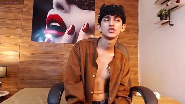 Snapshot of Michaelkoiv chatting on January 5, 2026, 5:49 pm Michaelkoiv online show from January 5, 2026, 5:49 pm