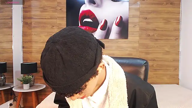 Snapshot of Michaelkoiv chatting on February 15, 2026, 11:53 am Michaelkoiv online show from February 15, 2026, 11:53 am