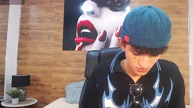 Snapshot of Michaelkoiv chatting on February 21, 2026, 11:45 am Michaelkoiv online show from February 21, 2026, 11:45 am