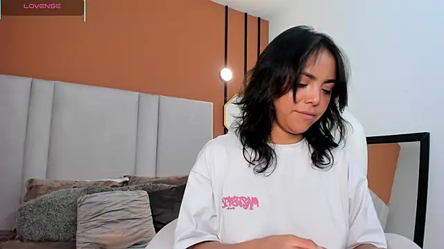 Scarlett musik online show from January 13, 2026, 4:38 am