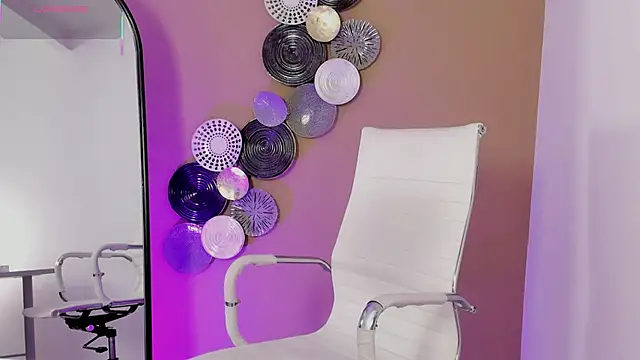 Snapshot of luna_cute__ chatting on December 17, 2025, 7:52 pm luna cute online show from December 17, 2025, 7:52 pm