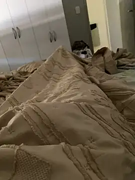 MatiG2323 online show from February 25, 2026, 4:29 pm