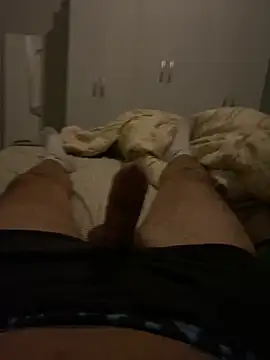 MatiG2323 online show from April 16, 2026, 3:07 am