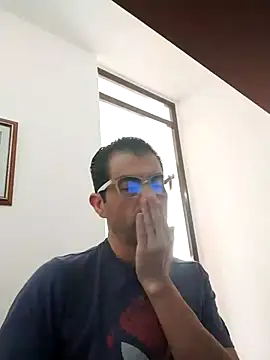 Fuegosutil online show from January 8, 2026, 4:35 pm