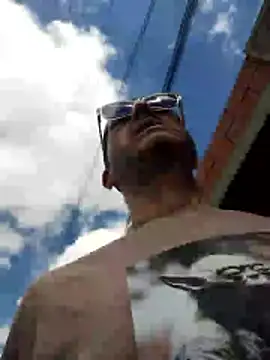 Fuegosutil online show from January 7, 2026, 3:28 pm