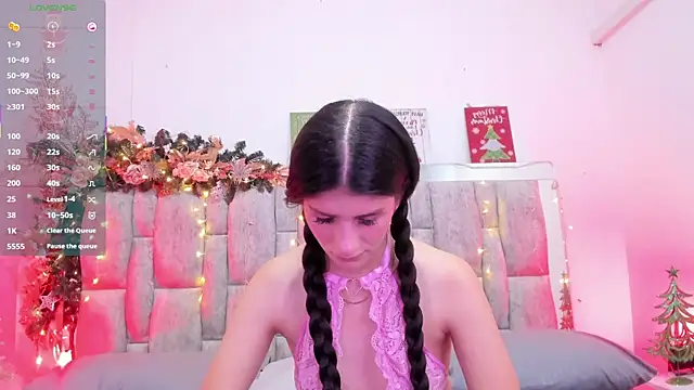 Snapshot of ZafiraNavarro chatting on December 22, 2025, 11:38 pm ZafiraNavarro online show from December 22, 2025, 11:38 pm