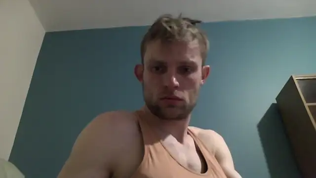 Mrslingerie online show from April 17, 2026, 8:33 pm