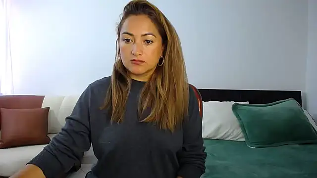 ximenaxcite19 online show from February 13, 2026, 1:11 pm