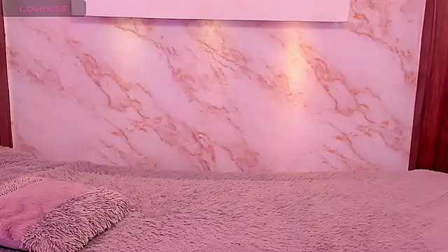 Dakota ferreti  online show from March 20, 2026, 6:36 am