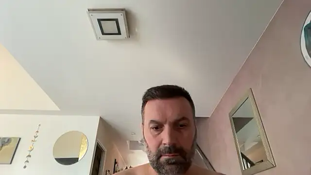 coolsmith81 online show from July 19, 2026, 3:53 pm