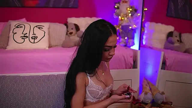 sashalorenzz online show from December 18, 2025, 4:06 am