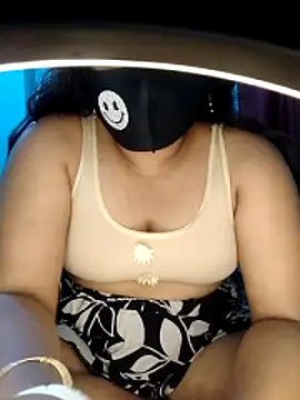 priya2098 online show from June 16, 2026, 1:55 pm