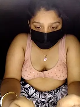 priya2098 online show from July 12, 2026, 5:36 pm