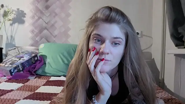 Snapshot of Adell_Love chatting on July 16, 2026, 4:37 pm Adell Love online show from July 16, 2026, 4:37 pm